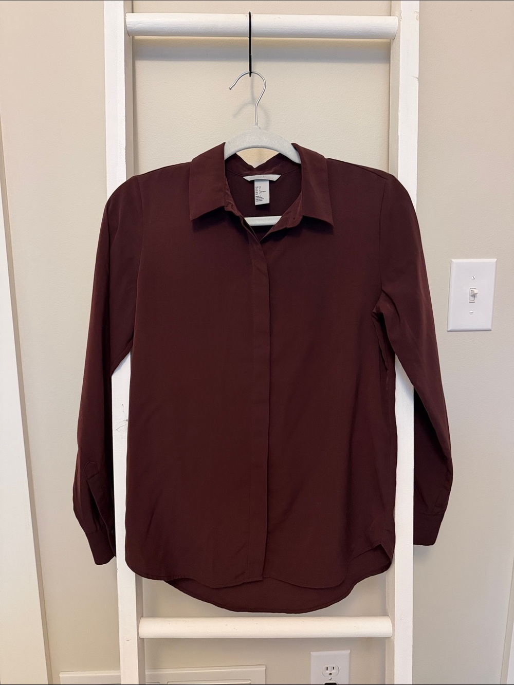 H&M Women's Button-Front Shirt - Burgundy